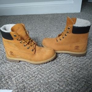 Timberland boots size 10 women's